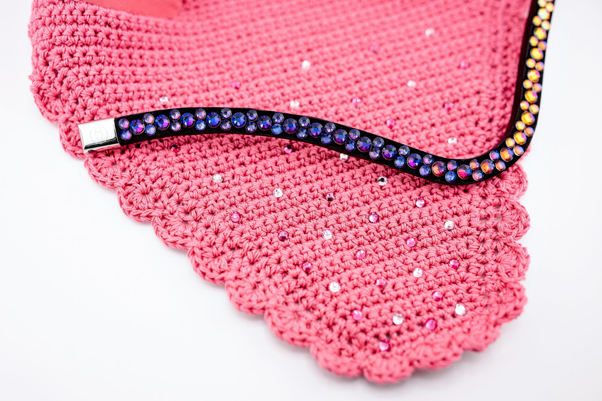 Horse browband Crystal mini  by IBV Equine
Dive into a world of possibilities:
* Combine any colors and sizes from our expansive palette.
* Choose from four distinct rhinestone shapes.
* Explore four unique layout options.
* Select from more than 30 dazzling rhinestone colors.
* Please contact us to create your own design. 

Each rhinestone is meticulously set on a durable nubuck backing, ensuring vibrant sparkle. Our innovative attachment process uses specialized hot glue, creating an incredibly robust bon