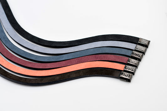 Horse browband Leather &amp; Nubuck&nbsp; by IBV Equine

For those who appreciate refined simplicity, Nubuck is a premium type of top-grain leather that has been lightly buffed or sanded on the grain side, giving it a soft, velvety texture – a luxurious alternative to suede. Its clean, elegant curve enhances your horse's brow with an understated grace, perfect for riders seeking minimalist perfection or a high-quality foundational piece.