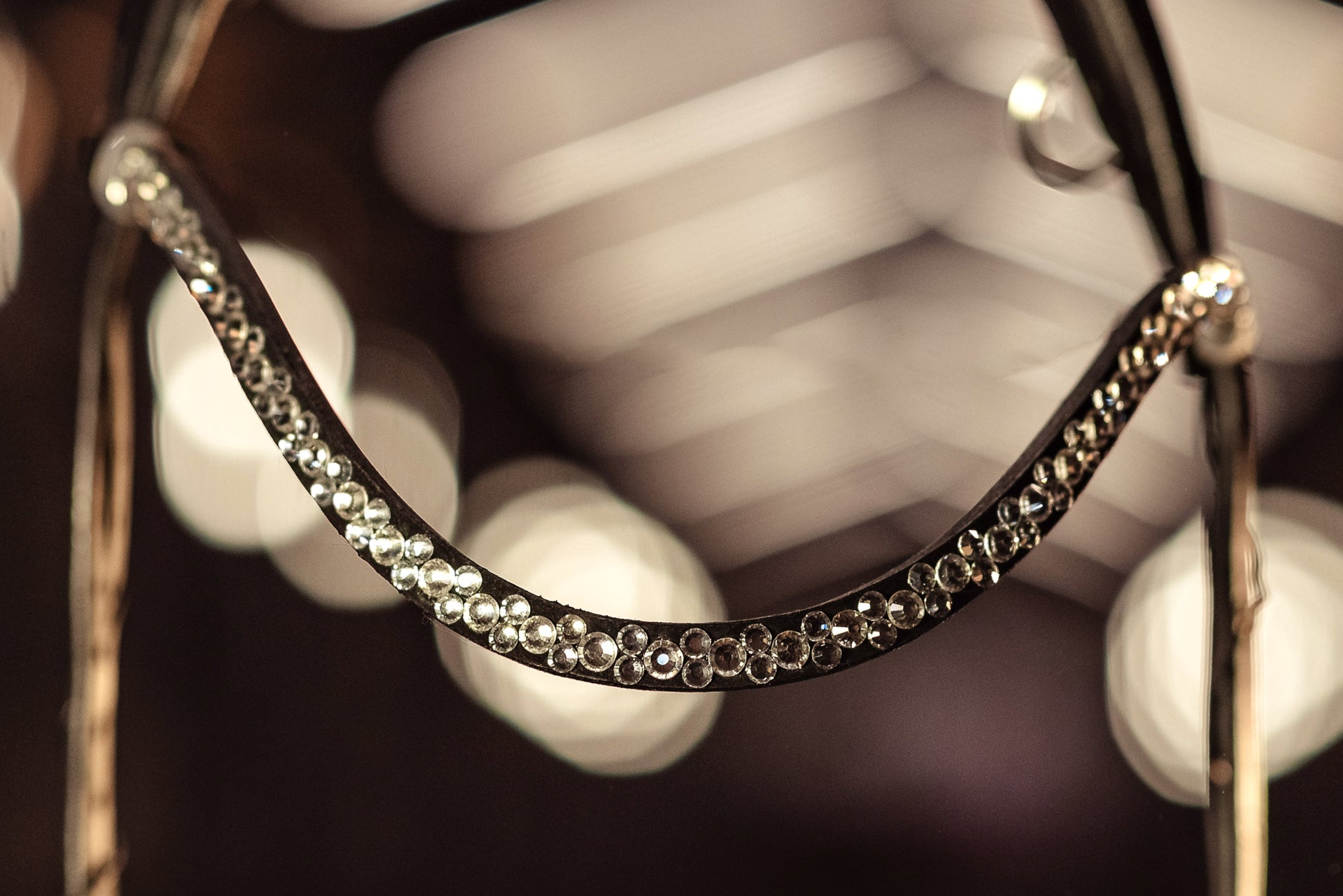 Horse browband Crystal mini&nbsp; by IBV Equine

Dive into a world of possibilities:

Combine any colors and sizes from our expansive palette.
Choose from four distinct rhinestone shapes.
Explore four unique layout options.
Select from more than 30 dazzling rhinestone colors.
Please&nbsp;contact&nbsp;us to&nbsp;create your own design.&nbsp;

Each rhinestone is meticulously set on a durable nubuck backing, ensuring vibrant sparkle. Our innovative attachment process uses specialized hot glue, creating an incr